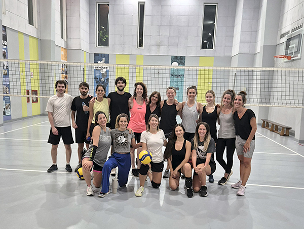 Vóley para exalumnos y exalumnas